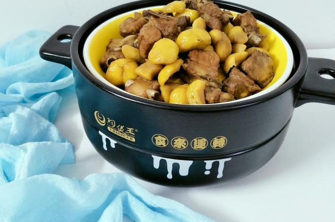 排骨栗子煲