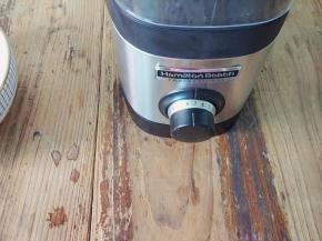 这款鲫鱼汤浓汤，可以开至7档，搅打5分钟，细腻的浓汤就出来了