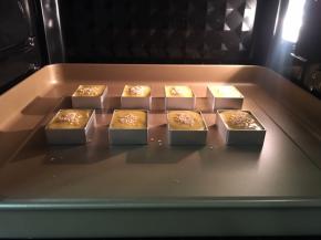 烤箱提前预热180度，上下火，烤20分钟