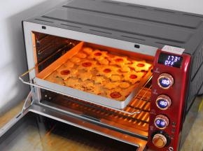 烤至饼干表面金黄色即可出炉