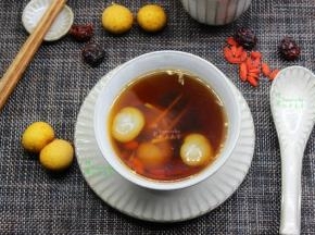 冬日暖胃茶，枸杞桂圆红糖茶