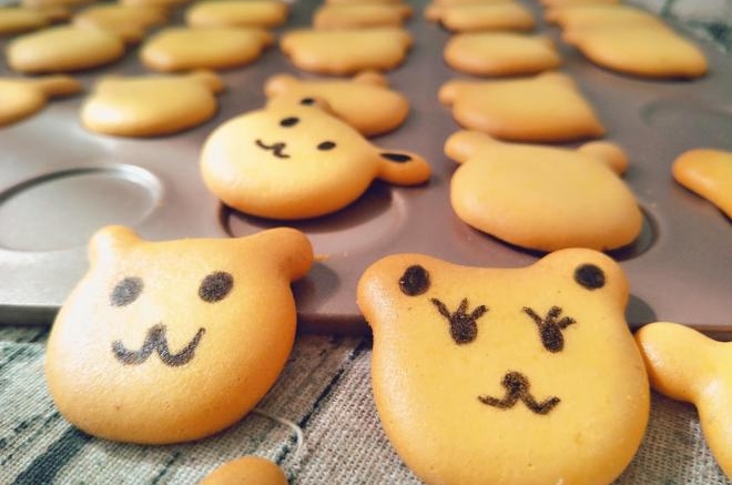 小熊蛋圆饼干