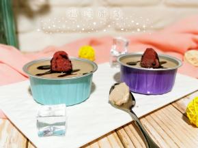 丝滑巧克力布丁。