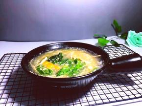 菠菜烫熟就可以关火了