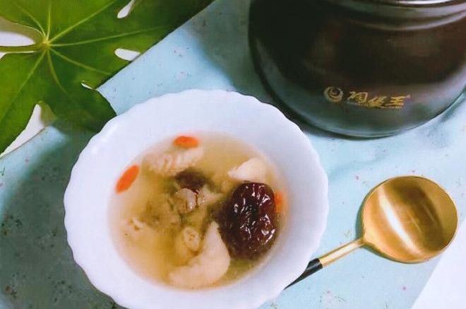 红枣鸡汤