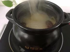 煮开后转小火十分钟