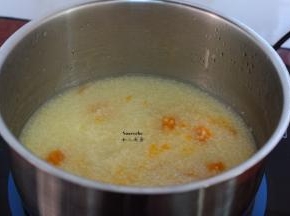 小火慢熬50分钟，熟至稠；