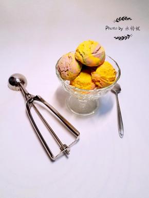 简单好吃的冰淇淋曲奇就完成了。