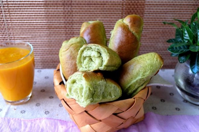 菠菜奶油排包