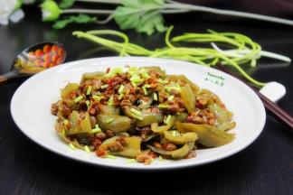 冬季促进血液循环的家常菜，酸辣椒炒腊八豆