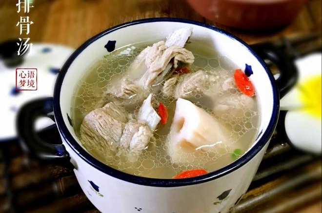 莲藕排骨汤