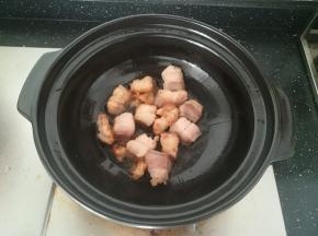 肥肉部分变成金黄了。