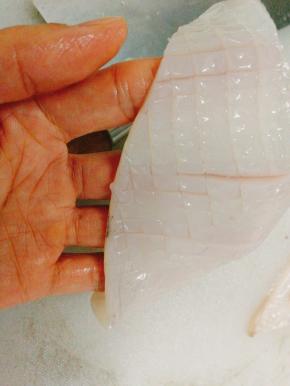 切好花刀，再切小的就可以了