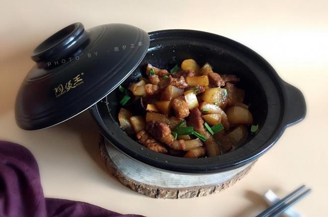 萝卜红烧肉