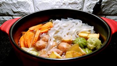 放入宽粉，在烧5分钟。