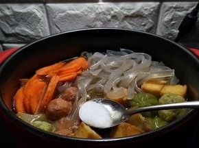 均匀的撒上盐在烧3分钟。