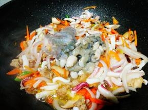 海蛎子，虾仁