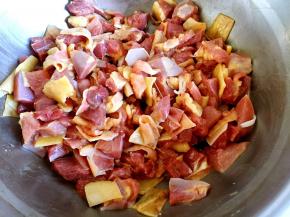 搅拌均匀腌制15分钟。