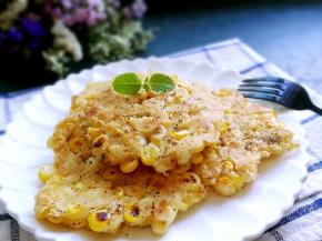 成品！美味椒盐玉米饼！