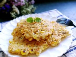 成品！美味椒盐玉米饼！