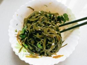 然后翻拌均匀；