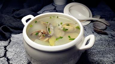 非常鲜美的汤水！