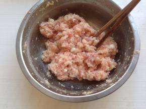 顺着一个方向搅上劲