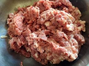 绞成肉馅