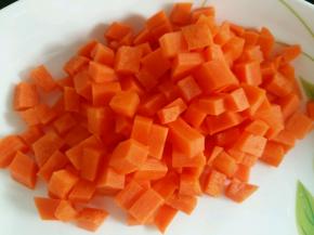 胡萝卜切丁