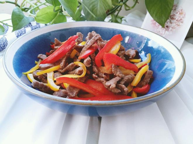 彩椒牛柳
