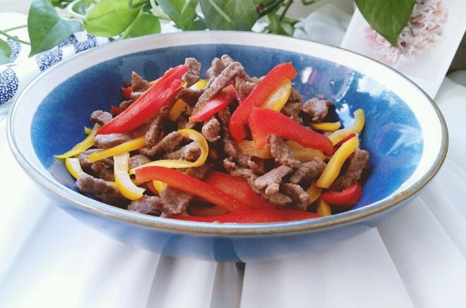 彩椒牛柳