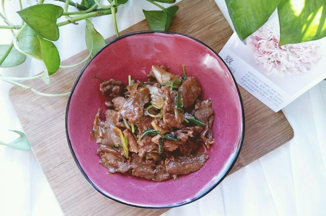 葱香炒牛肉