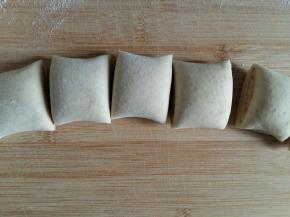 切成你想要的大小，也可以做成你喜欢的造型。