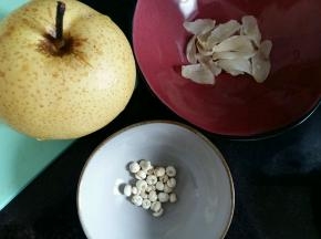 准备好所有的食材。