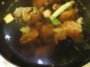 大火烧开转中火炖半小时