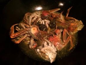 再加入适量的清水