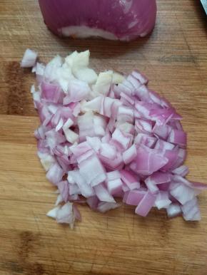 洋葱切丁