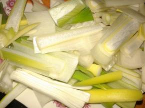 大葱切成小节