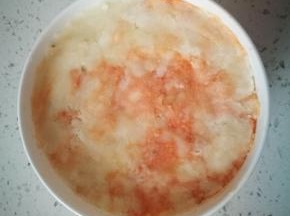 将所有山药泥压入小碗中，刚刚好