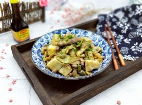 盛出装盘，撒上葱花。