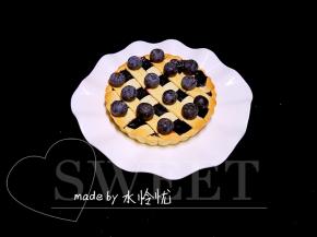 一款非常甜美的小甜品就完成了。