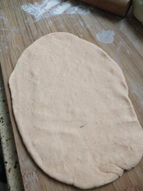 黄色面团也擀面开