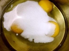 加入细砂糖