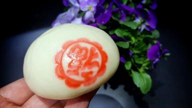 14．漂亮的福包就做好了。