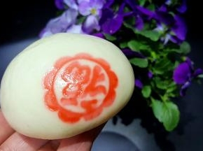 14．漂亮的福包就做好了。