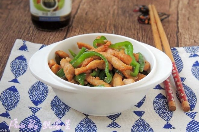 青椒炒鸡脯