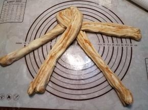 第三步:c过d。