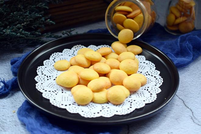 蛋黄小饼干