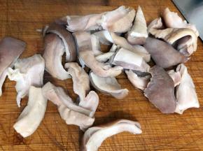 捞出切成自己喜欢的大小