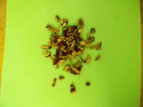 红枣把枣肉切碎
